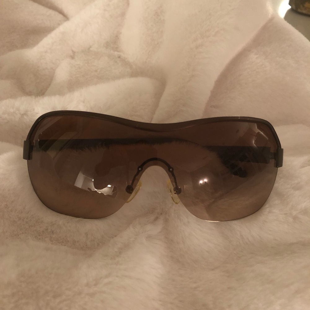 Tory Burch Brown gradient sunglasses